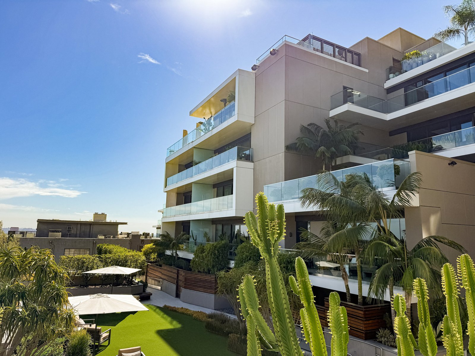 the-sun-rose-residences-unveils-forbes-travel-guide-verified-luxury-residences-designation