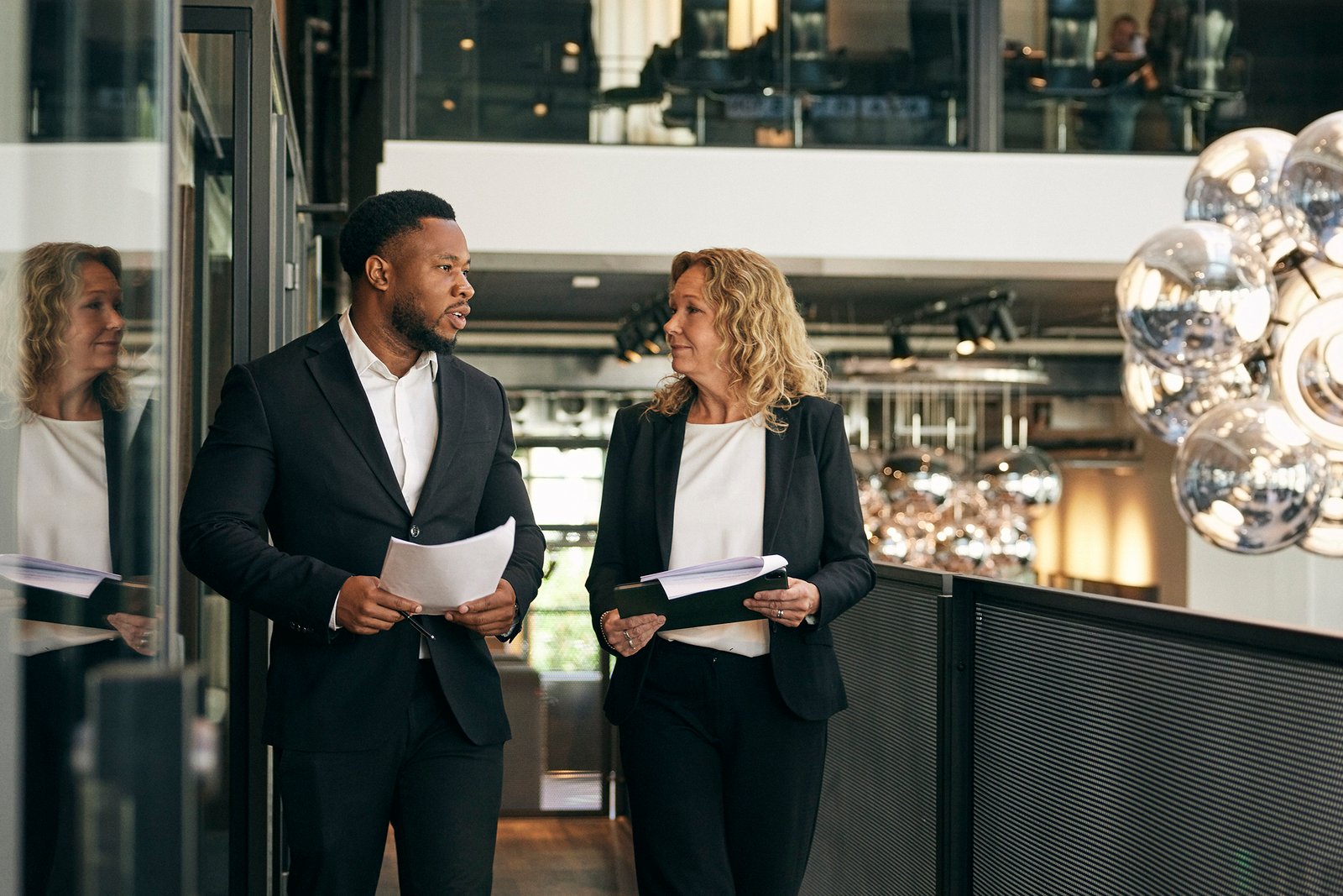 i’ve-sat-on-23-boards.-here’s-what-founders-get-wrong-when-they-hire-a-ceo-and-step-back